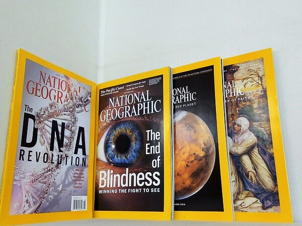 NATIONAL GEOGRAPHIC ナショナルジオグラフィック 2016年号 ８月号-９月号,１１月号-１２月号。