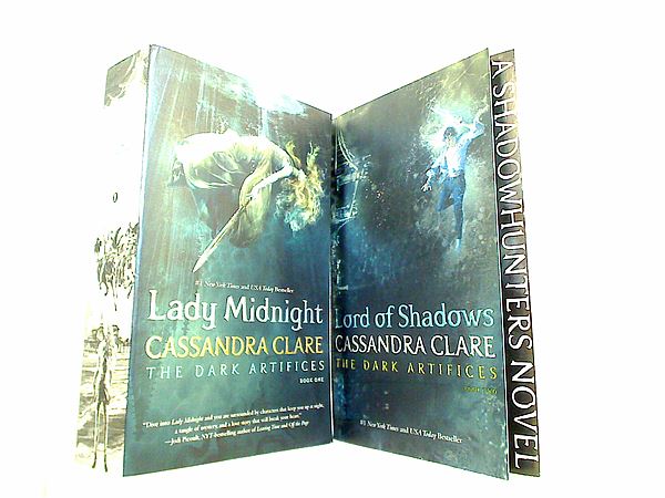 Lady Midnight Lord of Shadows etc. The Dark Artifices series Clare Cassandra ２点。
