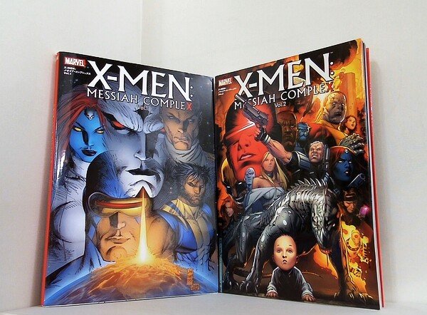 X-MEN MESSIAH COMPLEX １巻-２巻。