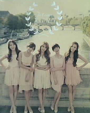 Amazon.com: Goo Hara Memorial Photo book 元KARA・ハラ
