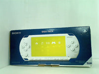 PSP PSP「プレイステーション・ポータブル」ギガパック セラミック・ホワイト PSP-1000G1CW 未定
