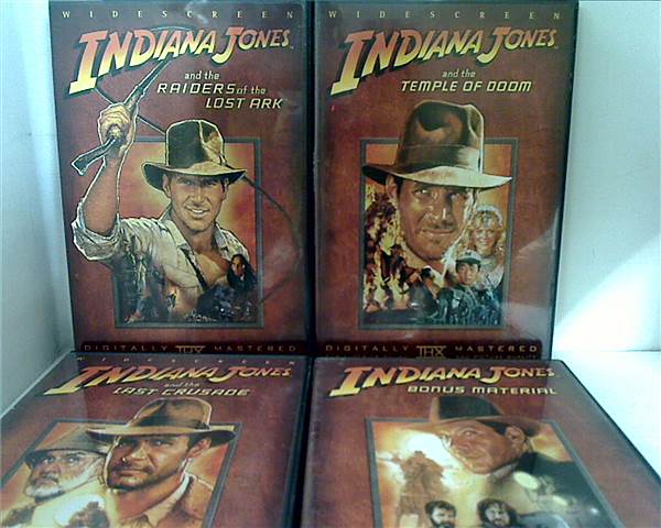 インディ・ジョーンズ コンプリートDVDコレクション The